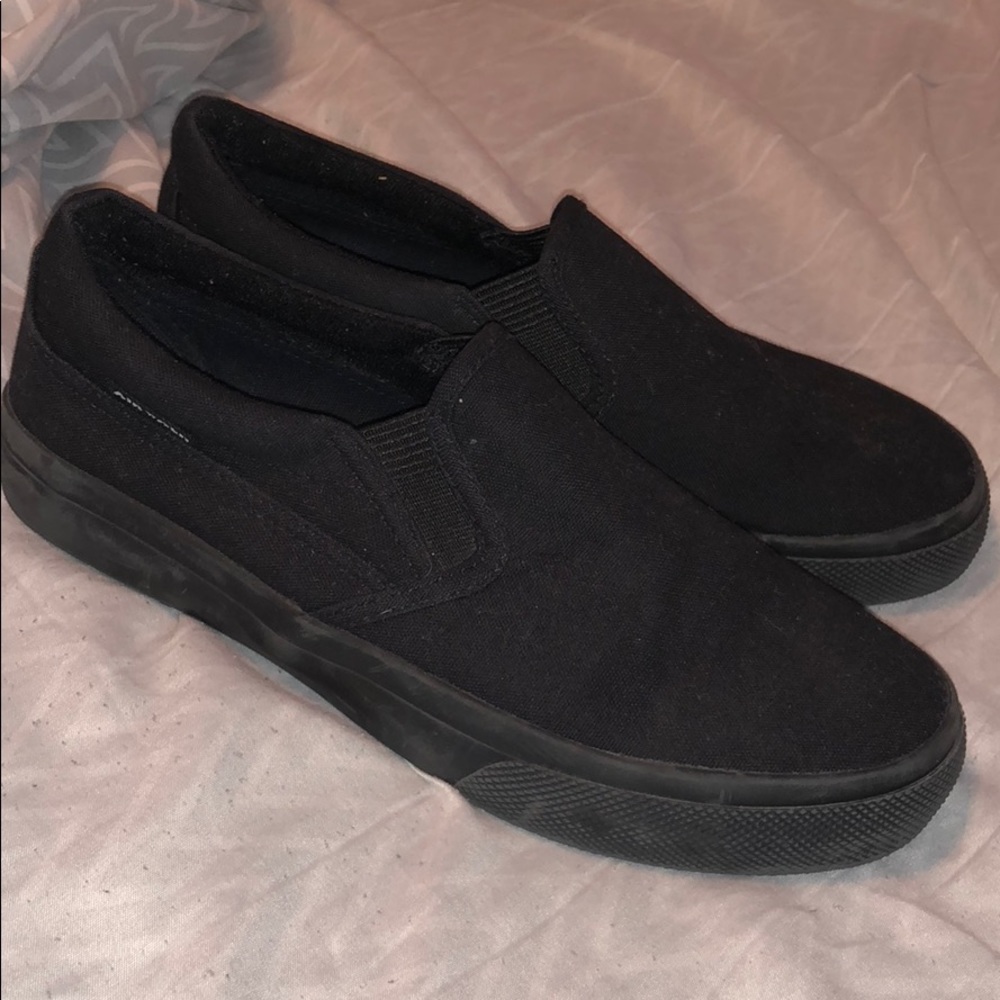 Black slip on vans
